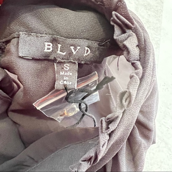 BLVD Black High Neck Sleeveless Loose Chiffon Top Size S - Picture 6 of 6